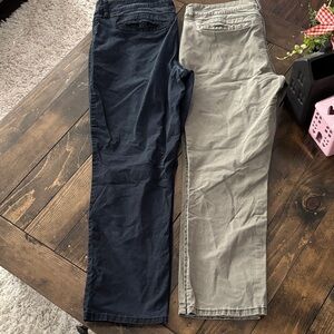 a.n.a Women's Cropped Pants in Black and Green